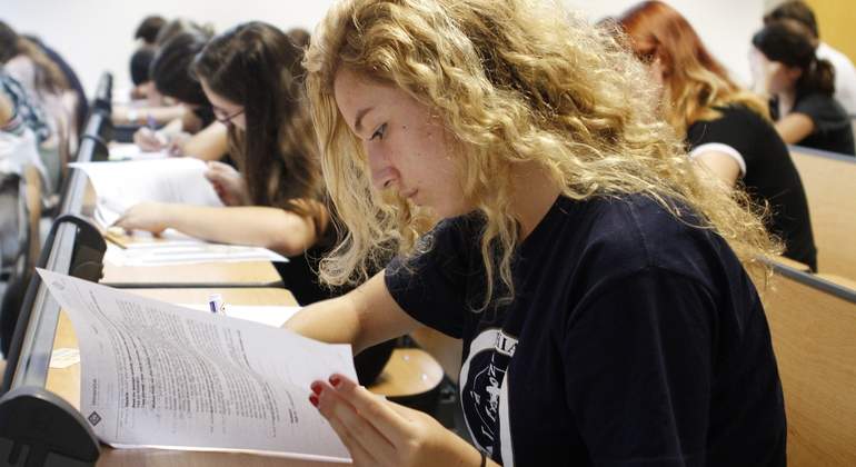 estudiantesuniversidad.jpg