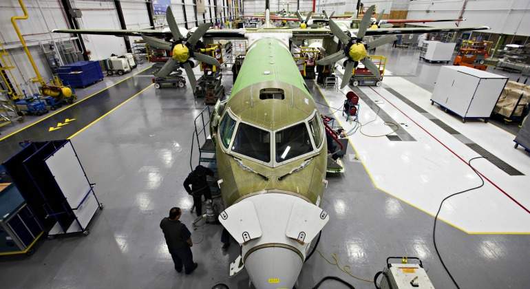 Bombardier-Q400-770-Reuters.jpg