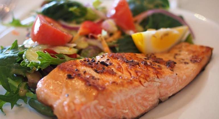 Plato-de-salmon. Imagen: Pexels
