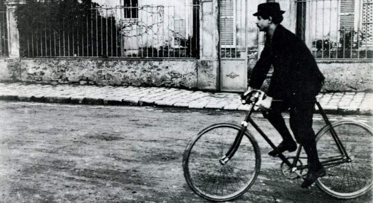 alfred-jarry-770x420-wikipedia.jpg