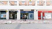 La gran banca suma 159.000 millones de créditos en riesgo de impago