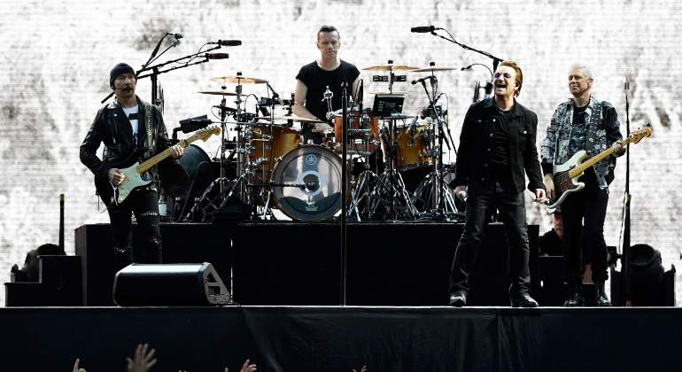 U2