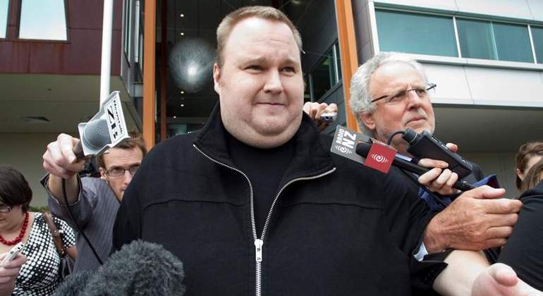 dotcom.jpg