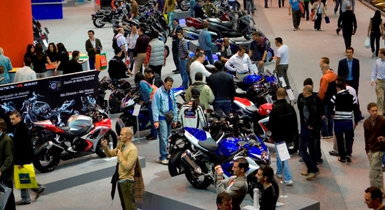 salon-vive-moto-2017-01.jpg