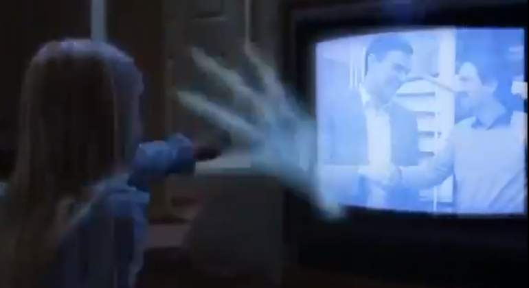 iglesias-sanchez-poltergeist-pp-.jpg
