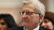 Trichet defiende de las críticas a Draghi: las medidas son necesarias y valientes