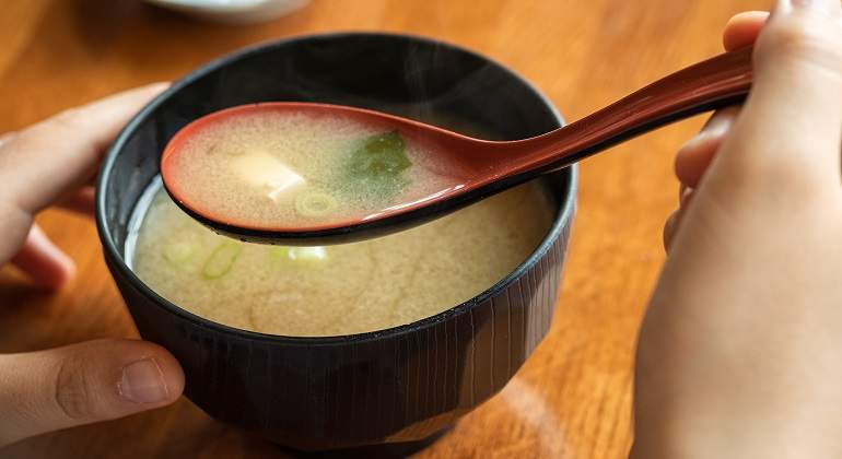 Sopa-caliente-iStock.jpg