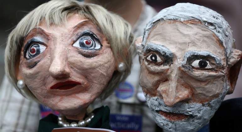 may-corbyn-munecos-reuters.jpg