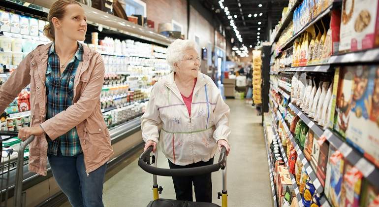 Anciana-en-supermercado-iStock.jpg