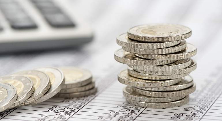 Impuestos-Calculadora-Euros.jpg