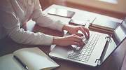 Diez hábitos de trabajo que aumentan la productividad y el rendimiento (y cuidan tu salud)