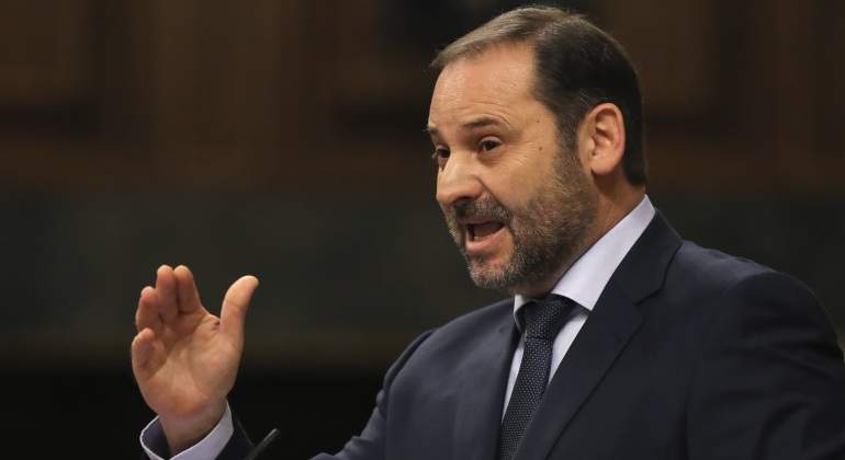 Abalos-mocioncensura-14junio2017-EFE2.jpg