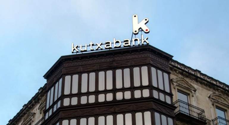 kutxabank-edificio.jpg