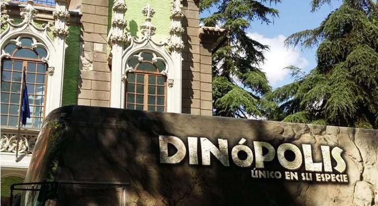 dinopolis-twitter.jpg