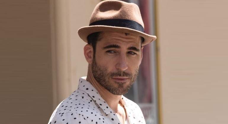miguel-angel-silvestre-atico-enamorado-770.jpg