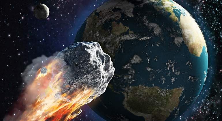 Un-meteorito-volando-por-el-espacio-iStock.jpg