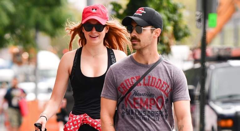 Joe-jonas-Shophie-Turner-Getty-770.jpg