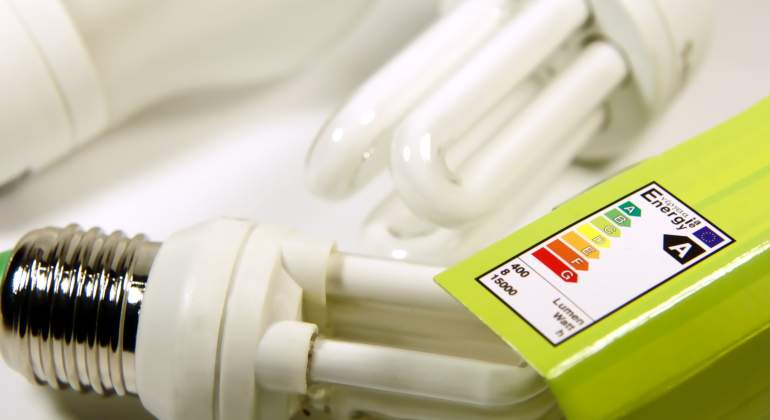 electricidad-nueva-etiqueta-ue-dreamstime.jpg