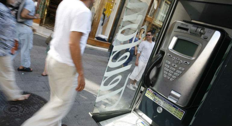 cabina-telefono-telefonica.jpg