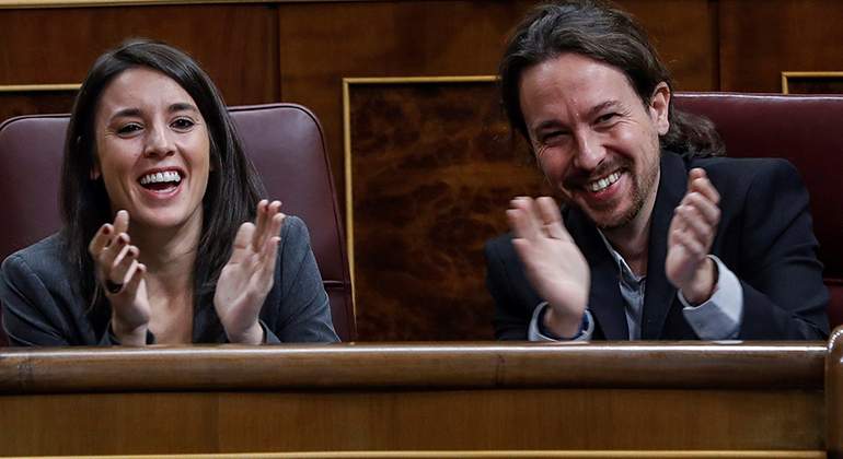 Irene-Montero-y-Pablo-Iglesias-770-x-420-EFE.jpg