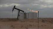 Biden exige que se investigue la potencial conducta ilegal en el sector petrolero de EEUU