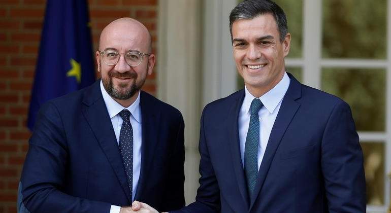pedro-sanchez-michel-14nov19-efe.jpg