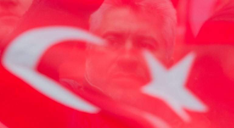 turquia-bandera-reuters.jpg