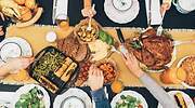 Las comidas y cenas de Navidad, más caras: estos son los alimentos que más han subido su precio este año