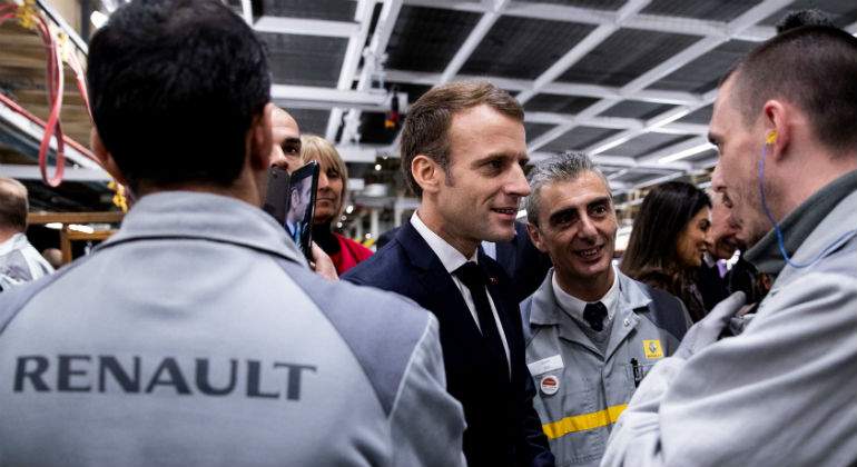renault-macron-reuters.jpg