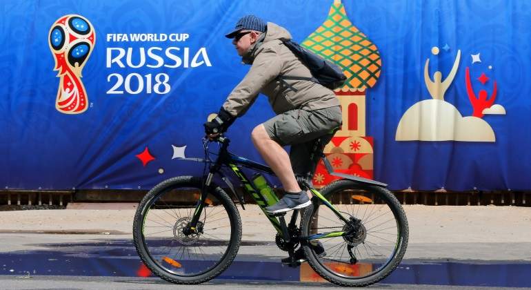 mundial-2018-cartel-bicicleta-efe.jpg