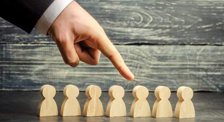 empleo-seleccion-dedo-770-dreamstime.jpg