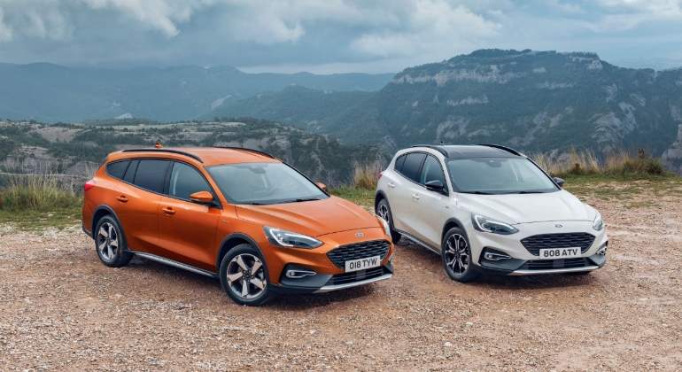 ford-focus-active-59-wagon-2018-01.jpg