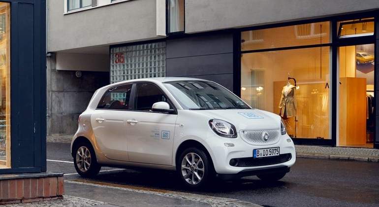 car2go-smart-EQ-forfour-2018-flota-cuatro-plazas.jpg