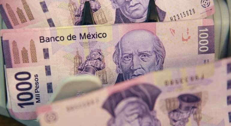 pesos-banco-mexico.jpg