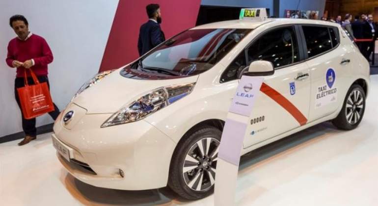 nissan-leaf-taxiMadrid.jpg