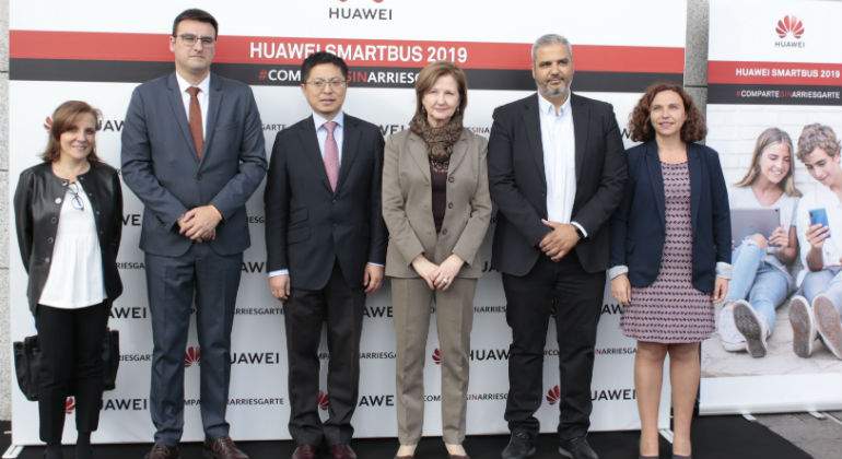 Huawei-defini.jpg