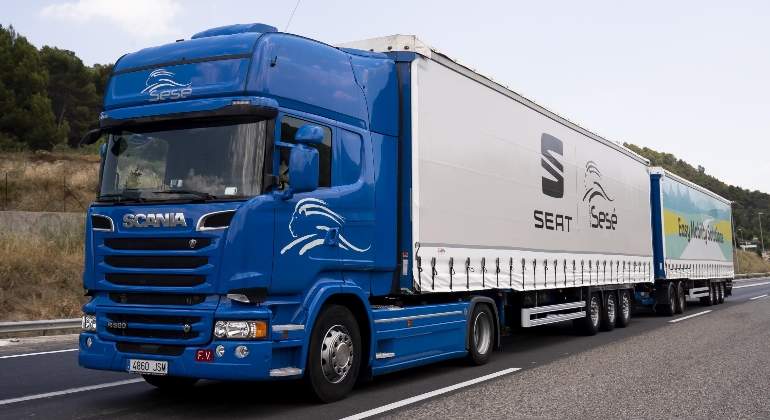 seat-camion-duotrailer-2018-01.jpg