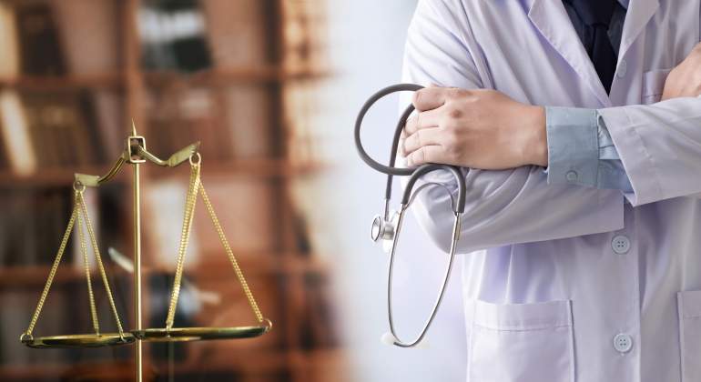 medico-balanza-justicia-tribunal-dreamstime.jpg