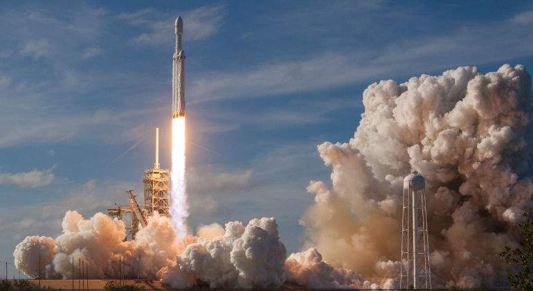 spacex-falcon-heavy-2.jpg