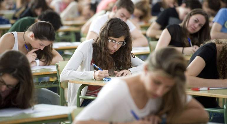 becas-1-1.jpg