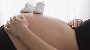 ¿Cómo puede reclamar a Hacienda la prestación por maternidad que ha pagado de más en el IRPF?