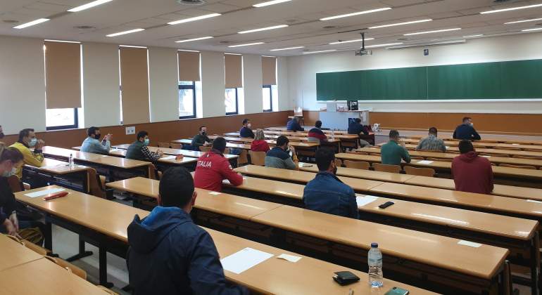 oposiciones-clase-examen-ep.jpg