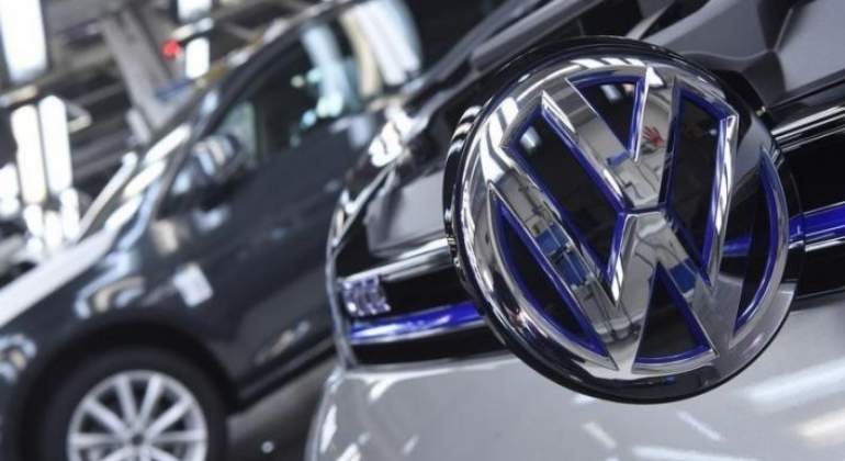 volkswagen-logo-10.jpg