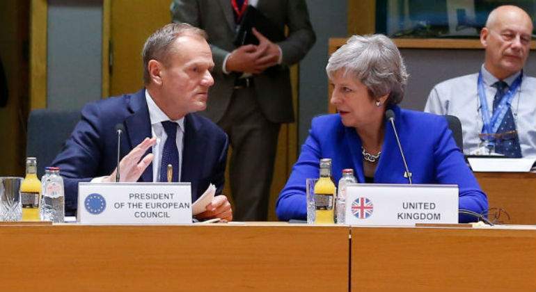 donald-tusk-theresa-may-brexit-consejo-europeo-infierno.jpg