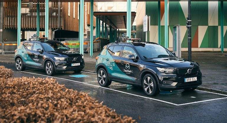 Volvo-xc40-carga-inalambrica.jpg