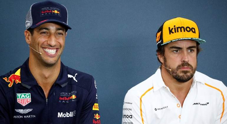 ricciardo-alonso-reuters.jpg
