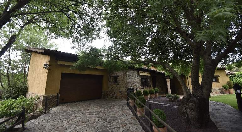 chalet_galapagar-la-navata-pablo_iglesias-irene-montero-770x420.jpg