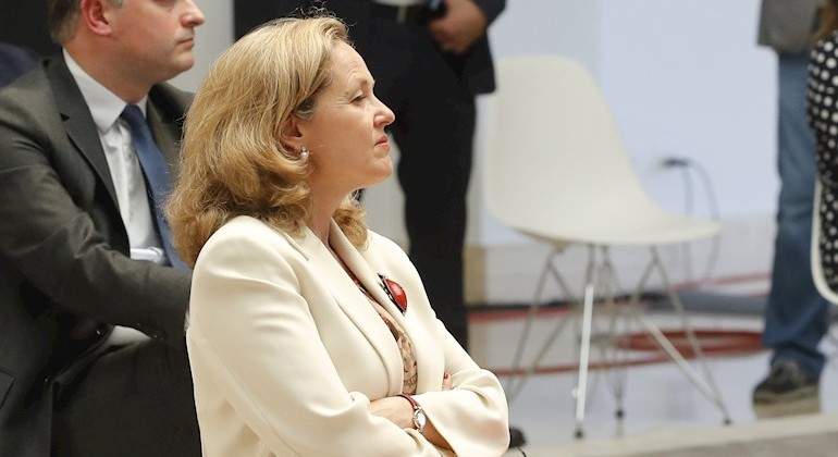 calvino-sentada-efe.jpg