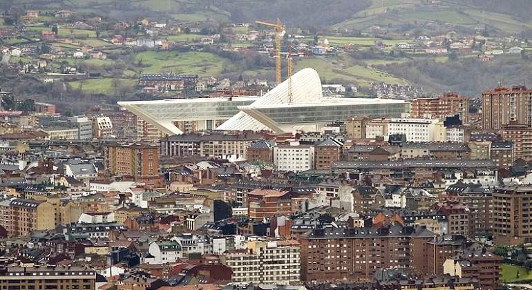 oviedo-770-wikipedia.jpg