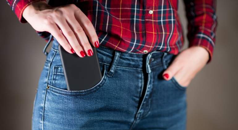 movil-bolsillo.jpg
